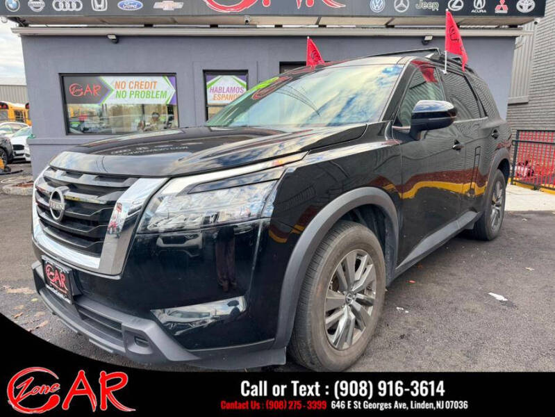 2023 Nissan Pathfinder SV