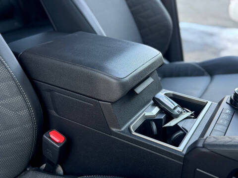 2025 Toyota 4Runner TRD Off-Road Premium