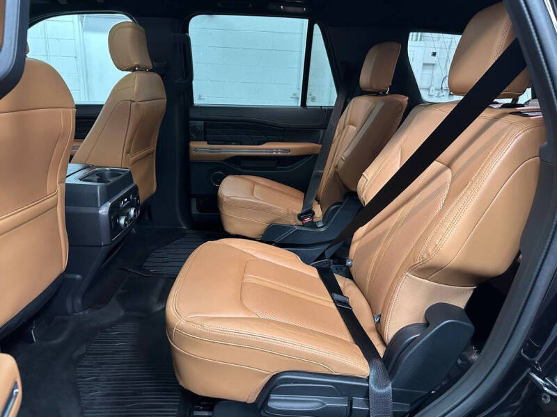 2022 Ford Expedition Platinum