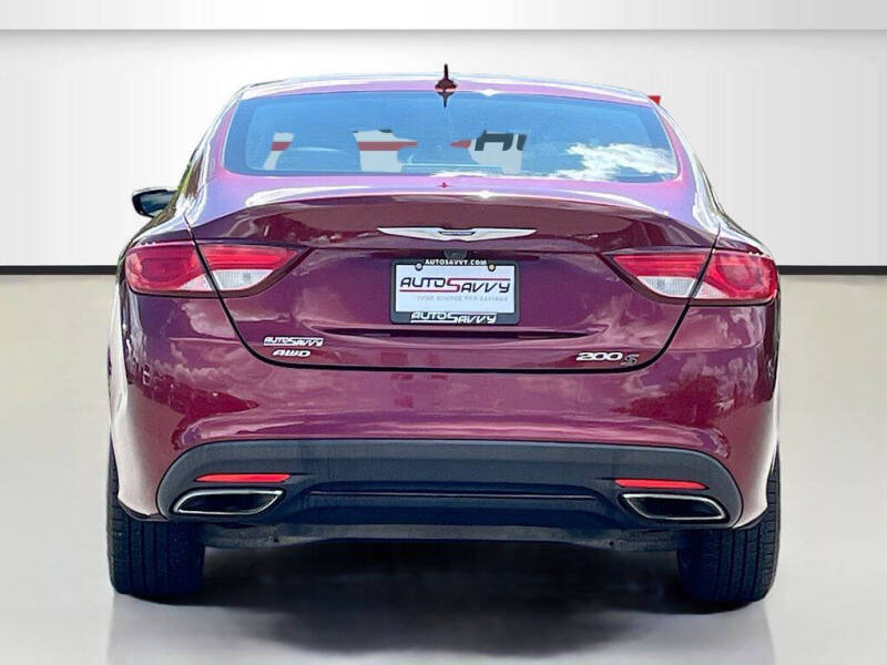 2016 Chrysler 200 S