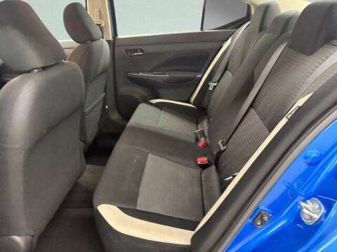 2022 Nissan Versa SV