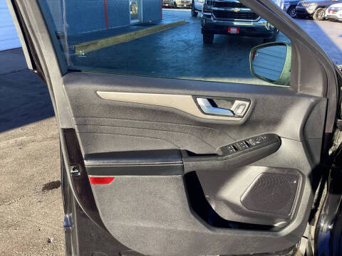 2022 Ford Escape SEL