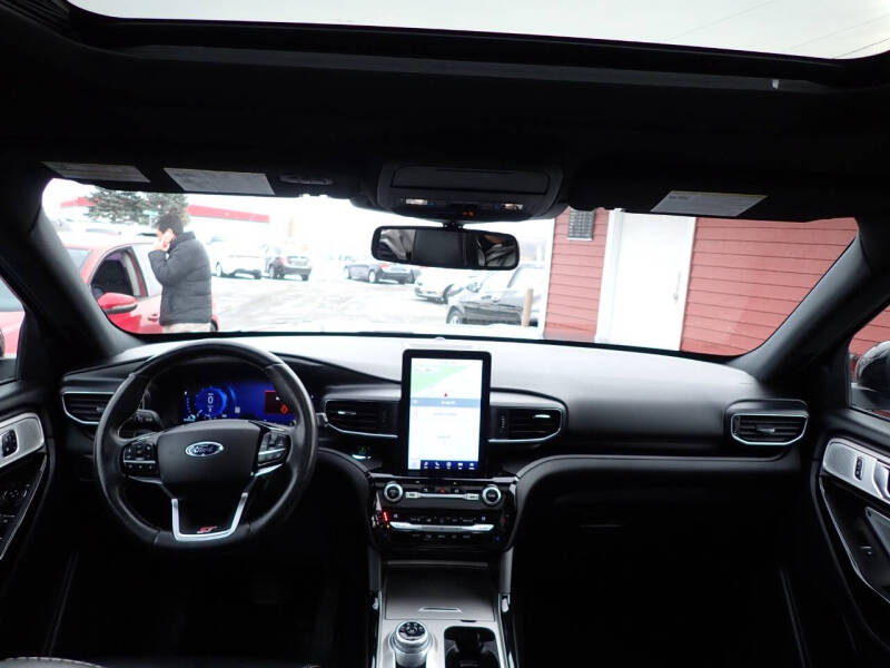 2021 Ford Explorer ST