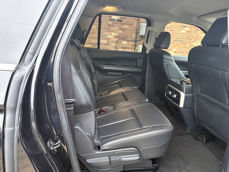 2023 Ford Expedition MAX XLT