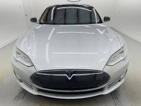 2015 Tesla Model S