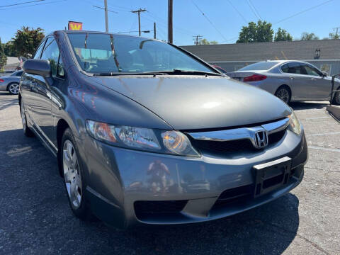 2010 Honda Civic for sale at Tristar Motors in Bell CA