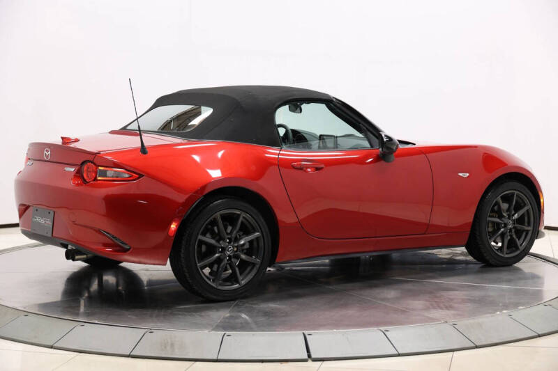 2016 Mazda MX-5 Miata Club