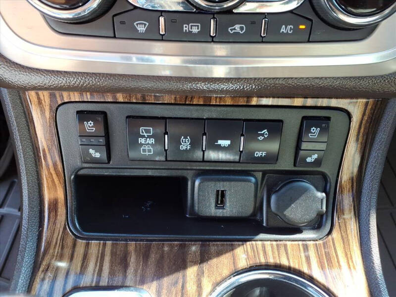 2016 GMC Acadia Denali