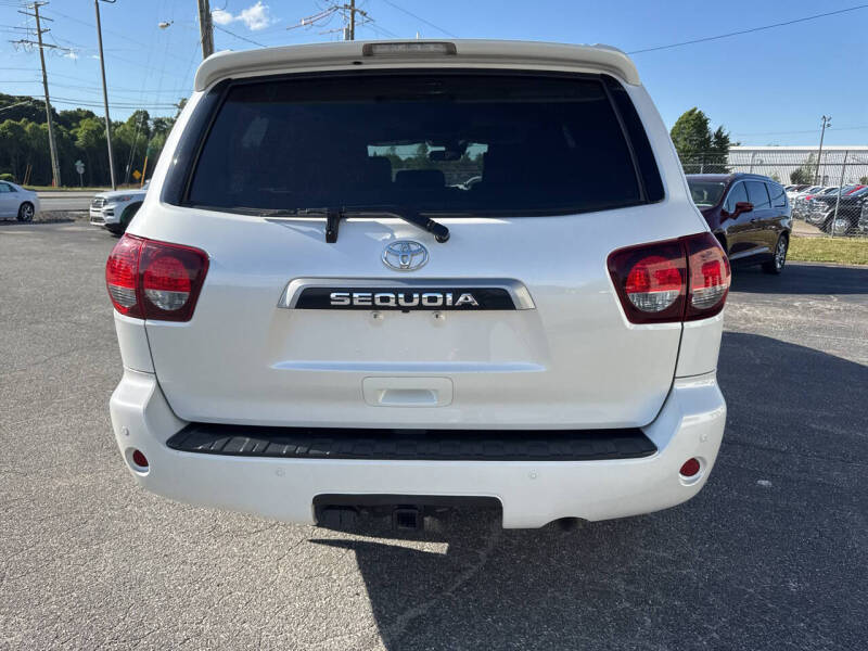 2020 Toyota Sequoia Platinum