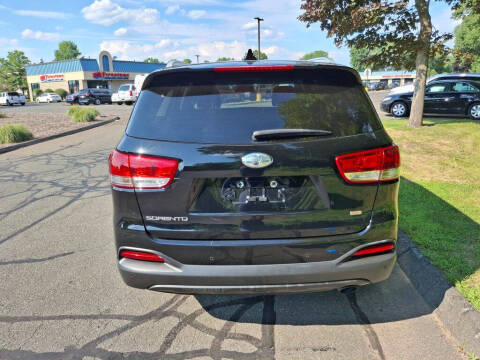 2017 Kia Sorento LX