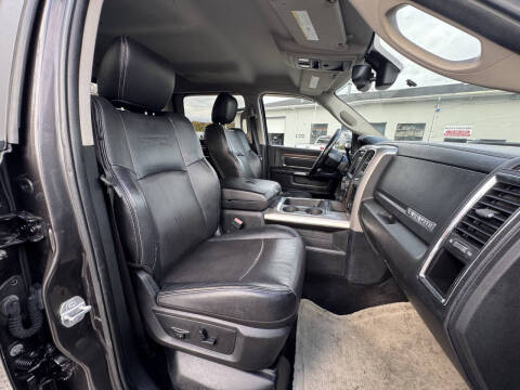 2016 RAM 3500 Laramie