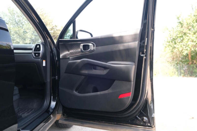 2022 Kia Sorento Hybrid S