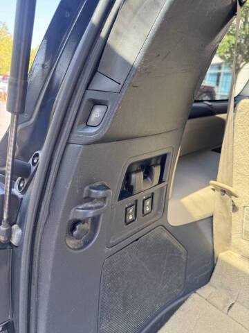 2013 Toyota Sequoia Platinum