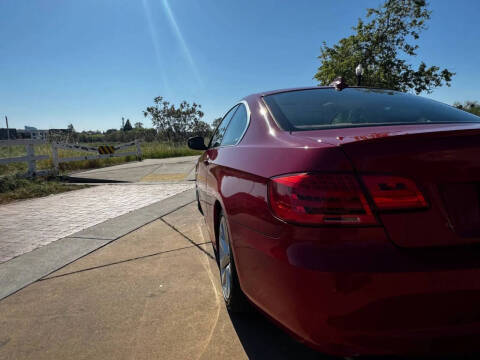 2012 BMW 3 Series