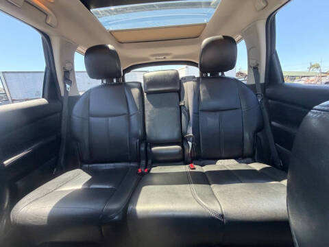 2014 Nissan Pathfinder SL