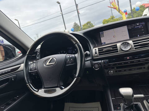 2014 Lexus LS 460