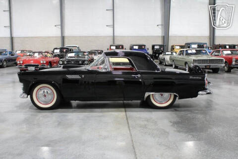 1956 Ford Thunderbird