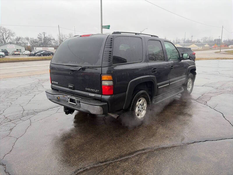 2004 Chevrolet Tahoe LS - Photo 6
