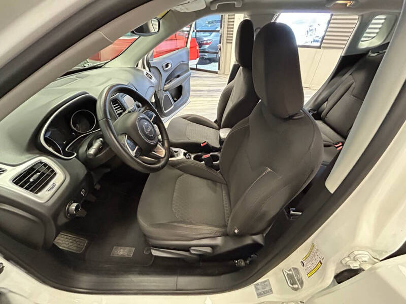 2017 Jeep Compass Sport