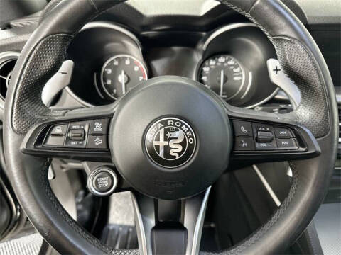 2023 Alfa Romeo Stelvio Veloce