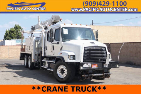 2016 Freightliner 114 SD