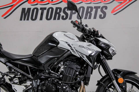2022 Kawasaki Z900 ABS