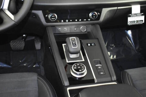 2025 Mitsubishi Outlander PHEV SE