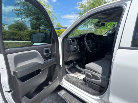 2018 Chevrolet Silverado 1500 Custom
