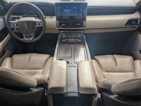 2022 Lincoln Navigator L Reserve