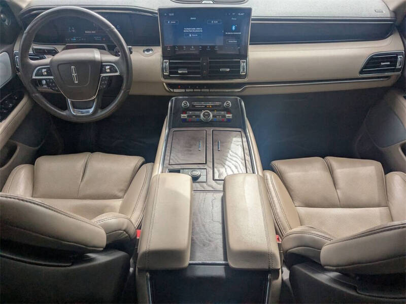 2022 Lincoln Navigator L Reserve