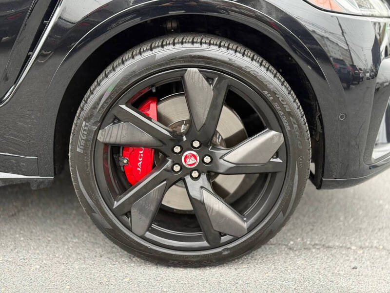 2021 Jaguar F-PACE SVR
