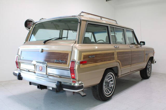 1989 Jeep Grand Wagoneer