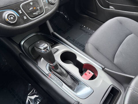 2017 Chevrolet Malibu LT