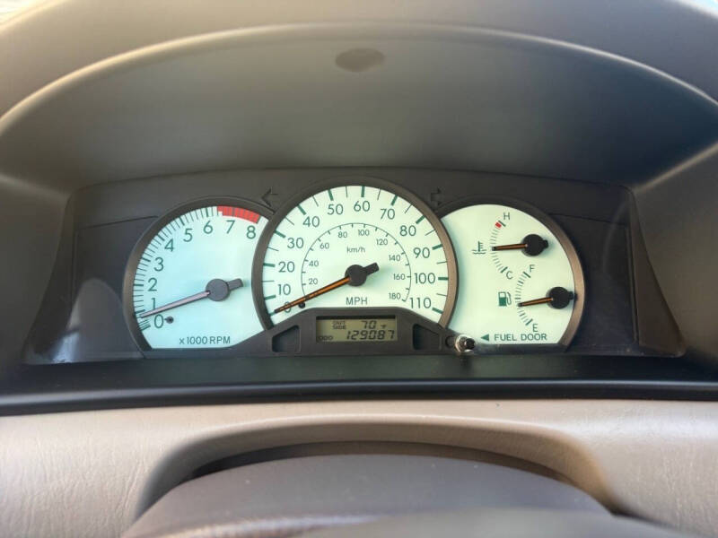 2003 Toyota Corolla LE