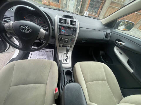 2013 Toyota Corolla LE