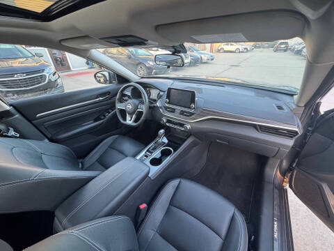 2022 Nissan Altima 2.5 SL