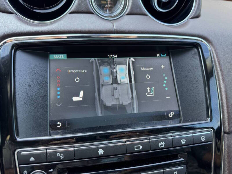 2016 Jaguar XJ R-Sport