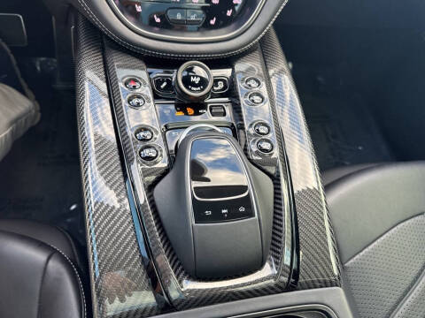 2023 Aston Martin DBX 707