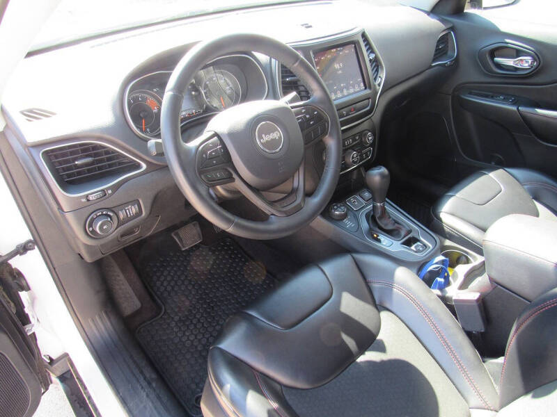 2019 Jeep Cherokee Trailhawk