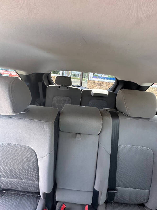 2017 Hyundai Santa Fe SE