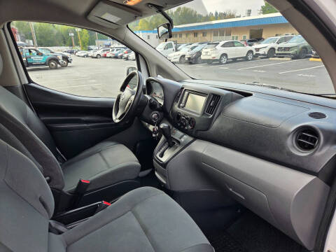 2021 Nissan NV200 SV