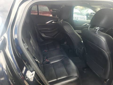 2017 Infiniti QX30 Luxury