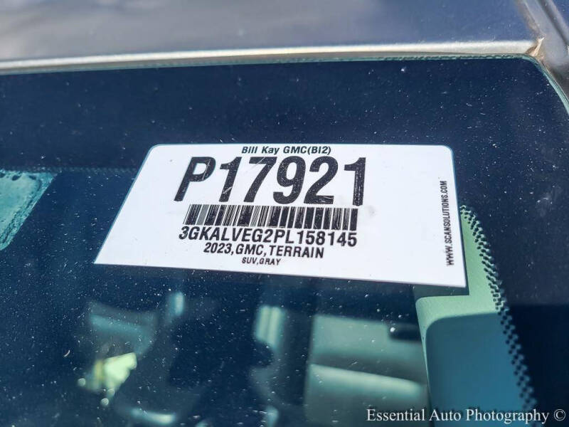 2023 GMC Terrain SLT