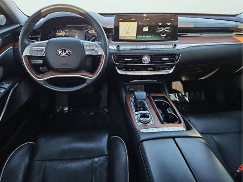 2019 Kia K900 Luxury