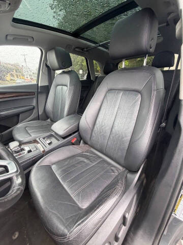 2018 Audi Q5 2.0T quattro Premium Plus