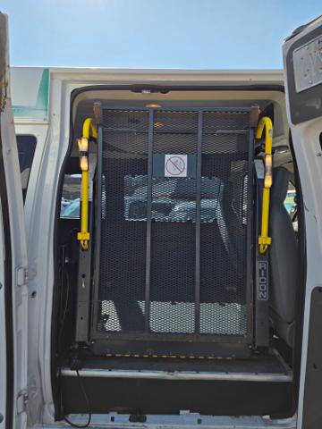 2012 Ford E-Series E-350 SD