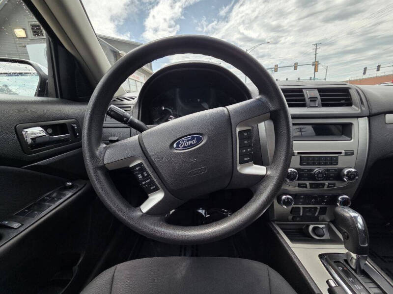 2012 Ford Fusion SE