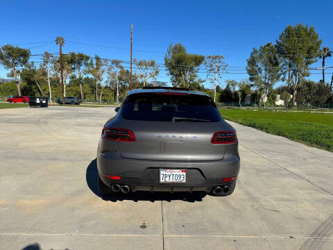 2015 Porsche Macan S