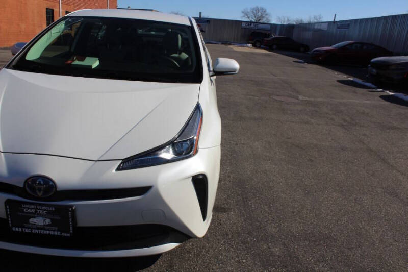 2019 Toyota Prius L Eco