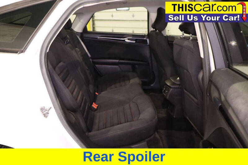 2016 Ford Fusion SE